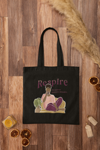 Charger l'image dans la galerie, Tote bag Respire les autres peuvent attendre